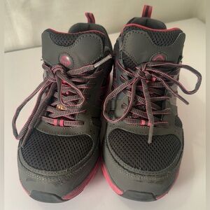 WOLVERINE Women's Nimble Steel Toe Steel Plate Athletic Shoe Grey/Pink 7M